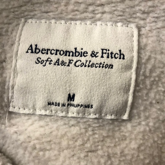 Abercrombie & Fitch Soft V-neck Sweater - Picture 9 of 10